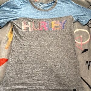 Hurley Multicolor Logo Tee in Blue and Gray